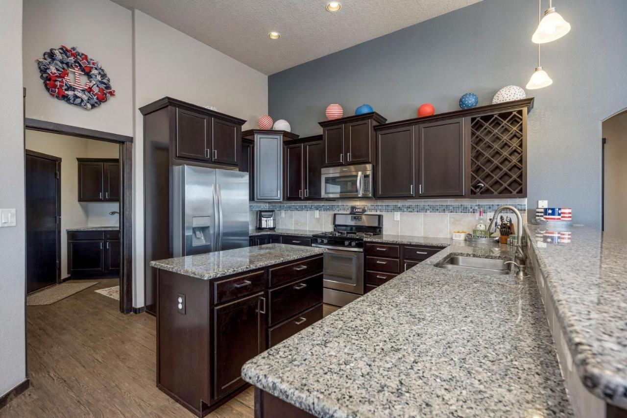 Turtleback Oasis - Minutes To Lake, Hot Springs, Golf - Luxurious, Spacious And Equipped Elephant Butte Bagian luar foto